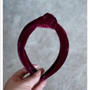 Lele Sadoughi MAROON VELVET KNOTTED HEADBAND